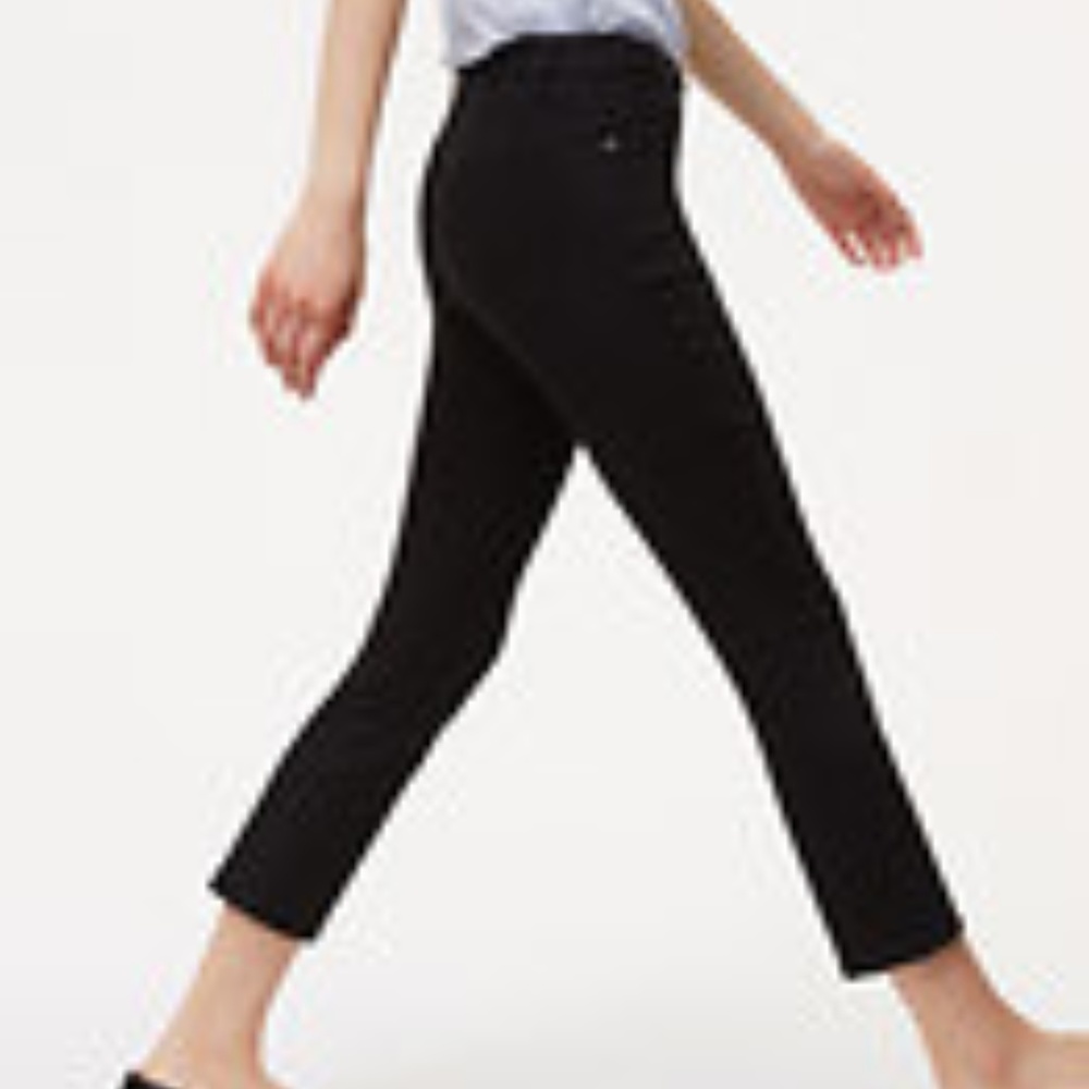 LOFT Black Curvy Kick Crop Jeans size 12 / 31
